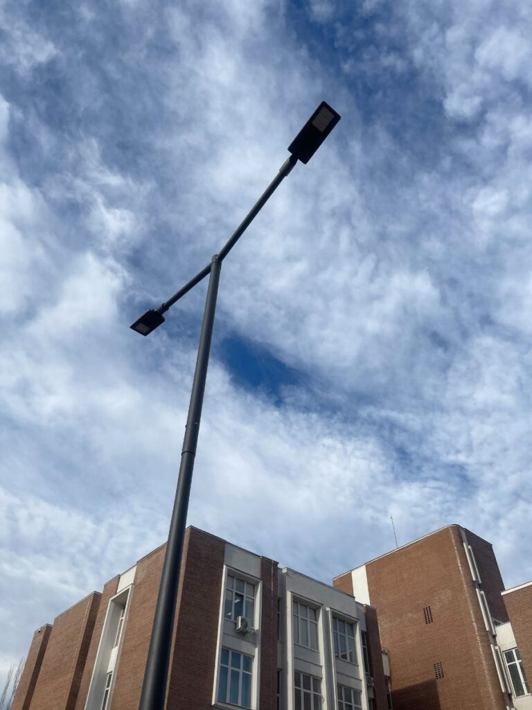 aluminium lighting pole