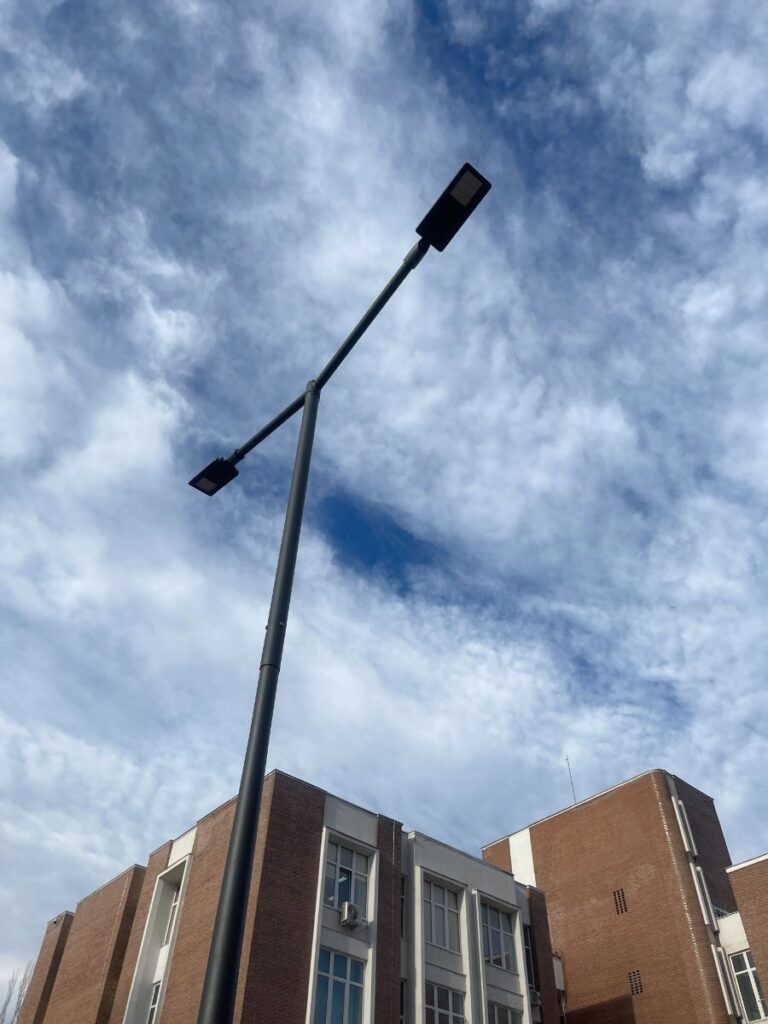 aluminium lighting pole